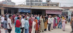 सेती प्रादेशिक अस्पतालमा बिरामीको चापः अनावश्यक रूपमा बाहिर ननिस्कन आग्रह